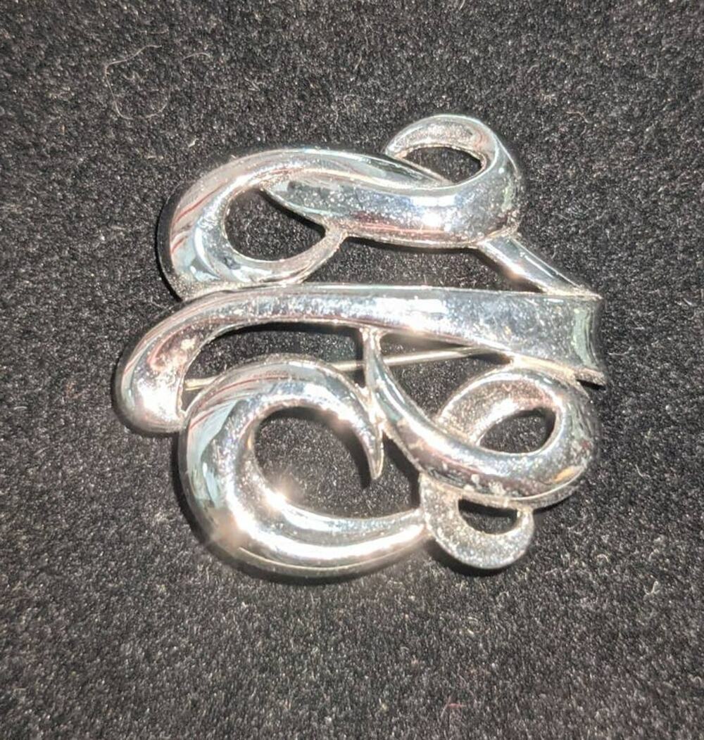 Monet Vintage Silver Color Scroll Script Brooch Curlicue Signed Pin